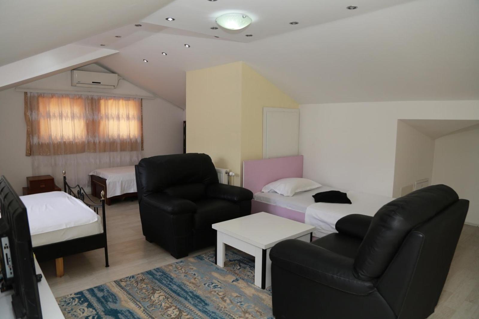Hotel Venisi Prizren Exteriör bild